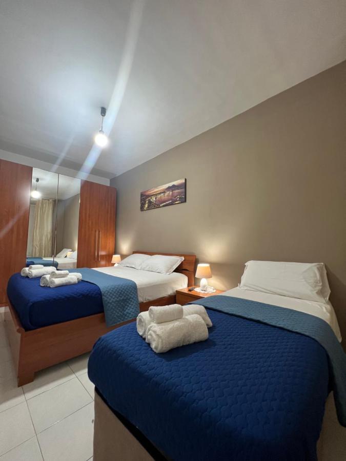 La Nova Apartment Napoli Esterno foto