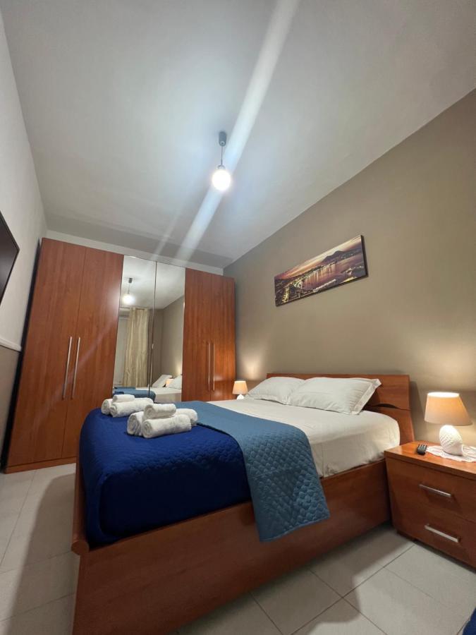La Nova Apartment Napoli Esterno foto